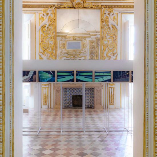 Gianni Berengo Gardin Marazzi Le Linee Veloci Instal 03