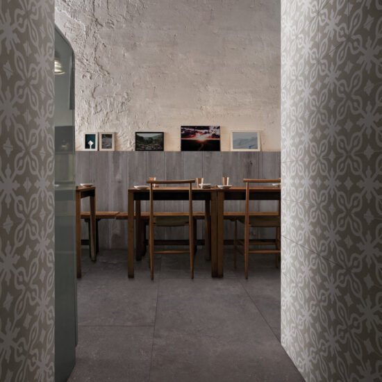 ragno realstone lunar 009.jpg